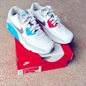 Nike Air Max 90LTR (GS) size 3.5 kids